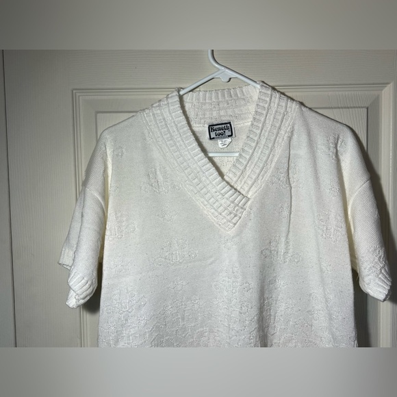 Vintage Sweater by Kenneth Too White Crochet Knit Vneck Short Sleeve Sz L USA - Picture 2 of 13
